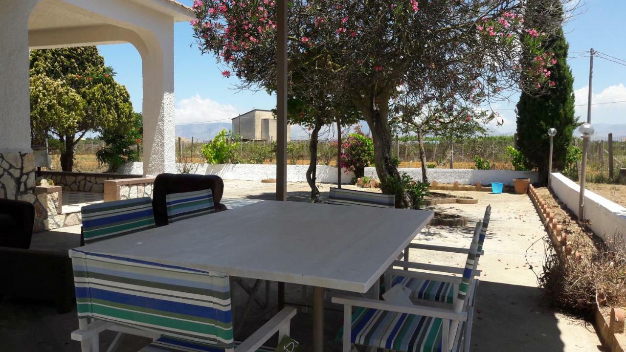 Casa Vacanze Reginotte Balestrate Exterior photo